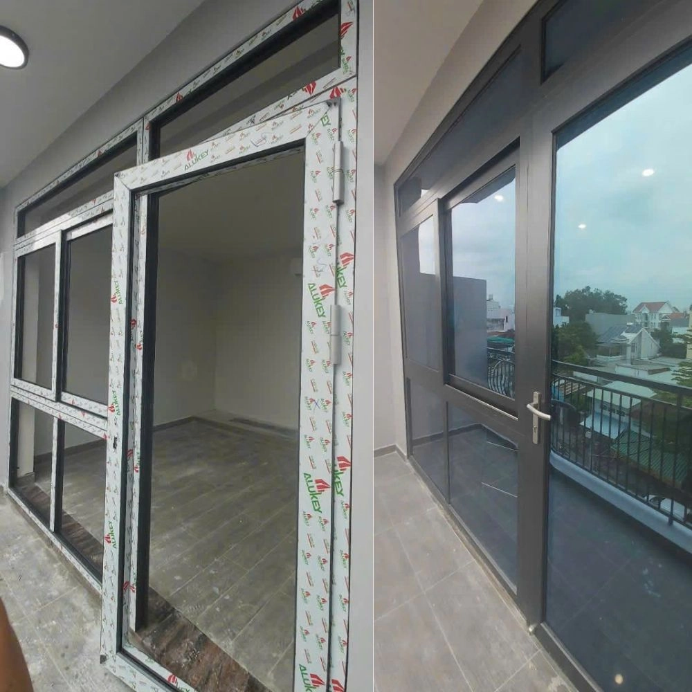 Mẫu cửa nhôm 2 cánh mở quay