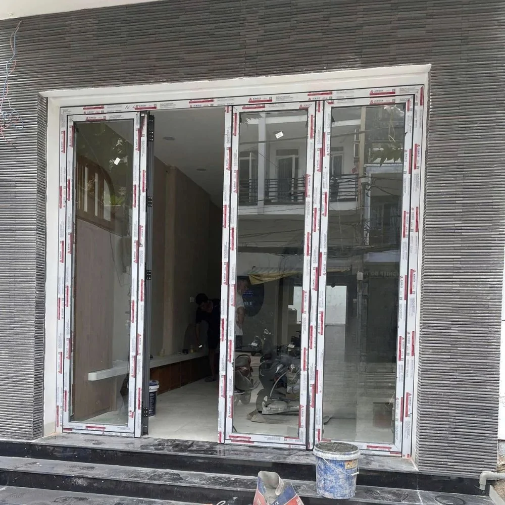 Cửa đi 2 cánh mở quay nhôm Xingfa