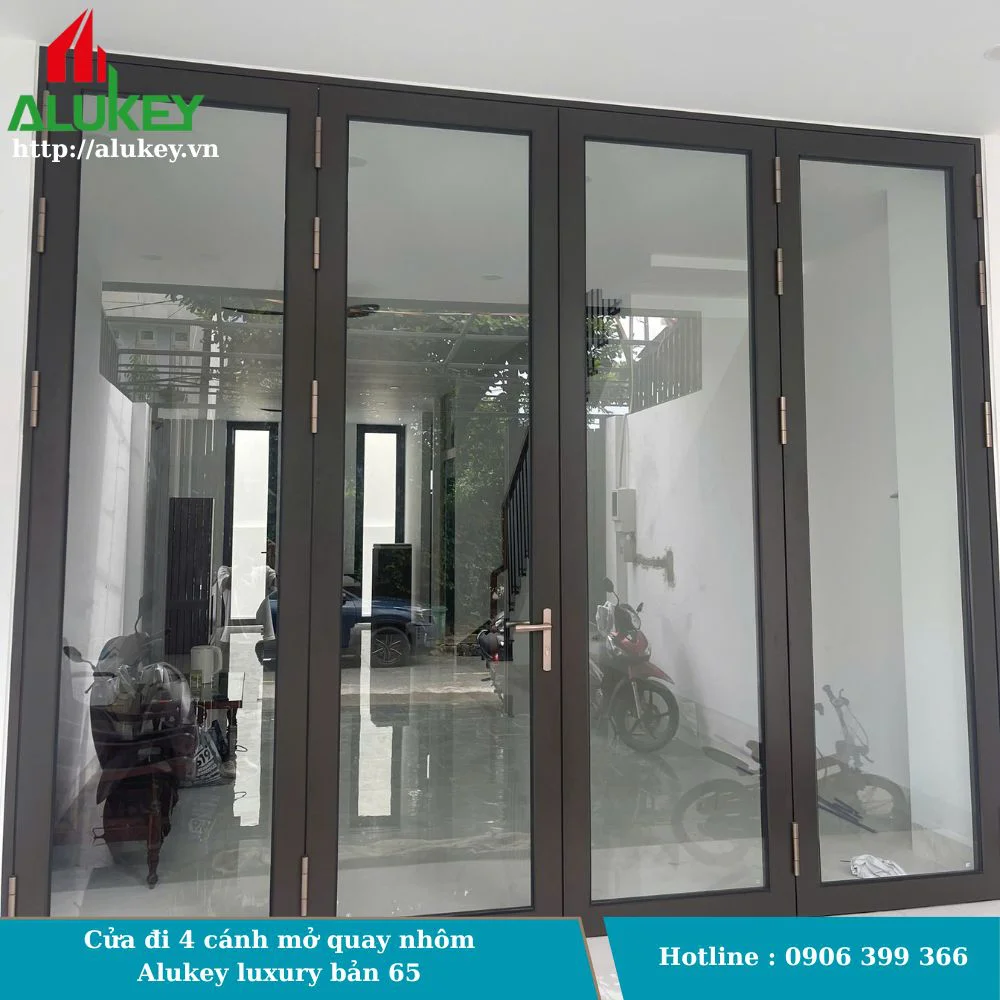 Cửa nhôm 4 cánh nâu thu