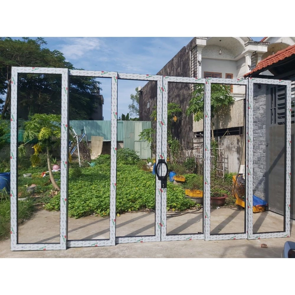 cửa đi mở trượt 
