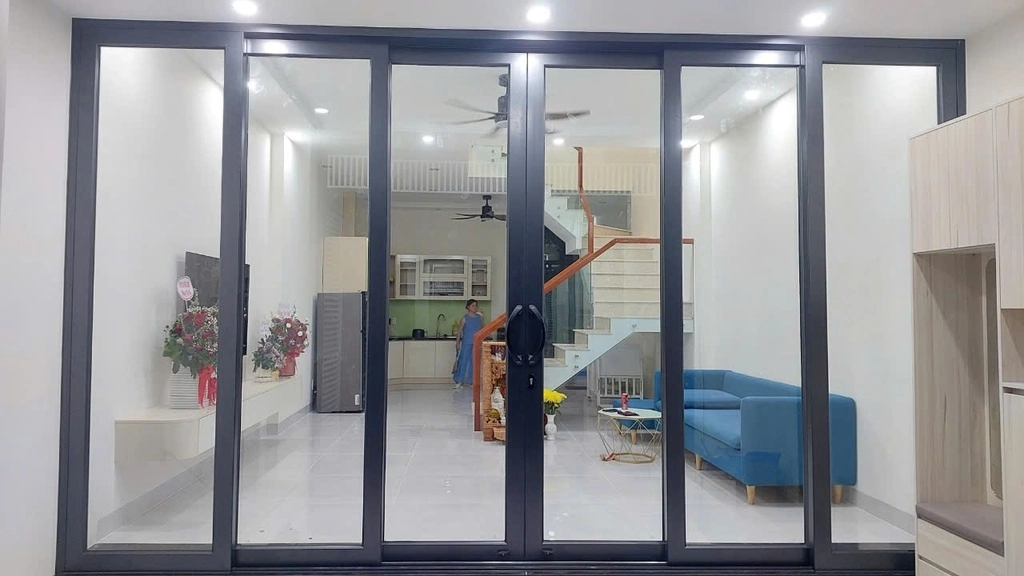 Giới thiệu sản phẩm Cửa đi mở trượt nhôm Alukey Luxury hệ 145 ( 3 ray)