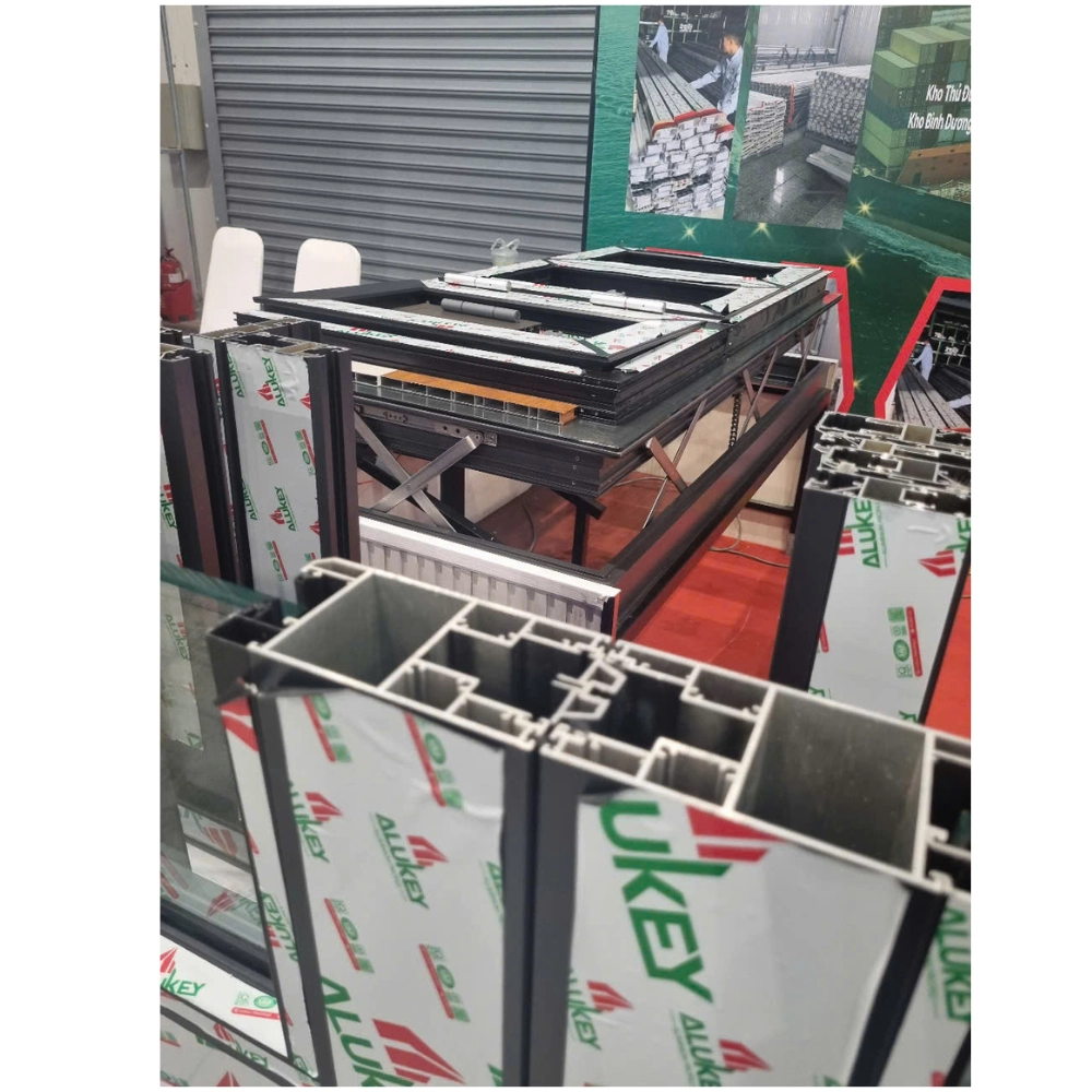 Cửa đi cao cấp alukey