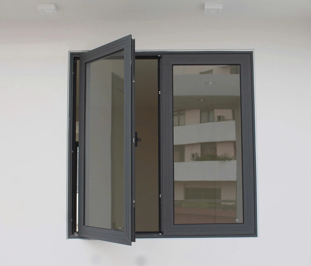 Mẫu cửa sổ mở quay 2 cánh nhôm Xingaf nhập khẩu quảng đông