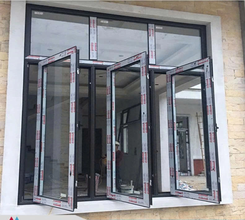 Cửa sỗ mở quay 3 cánh nhôm Xingfa