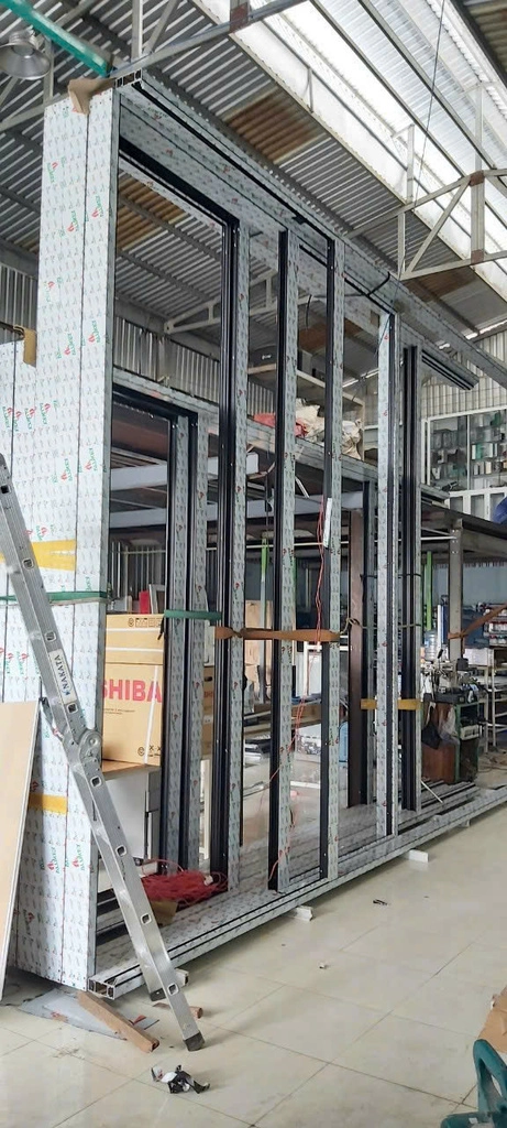Hình ảnh thực tế cửa nhôm Alukey Tại công trình