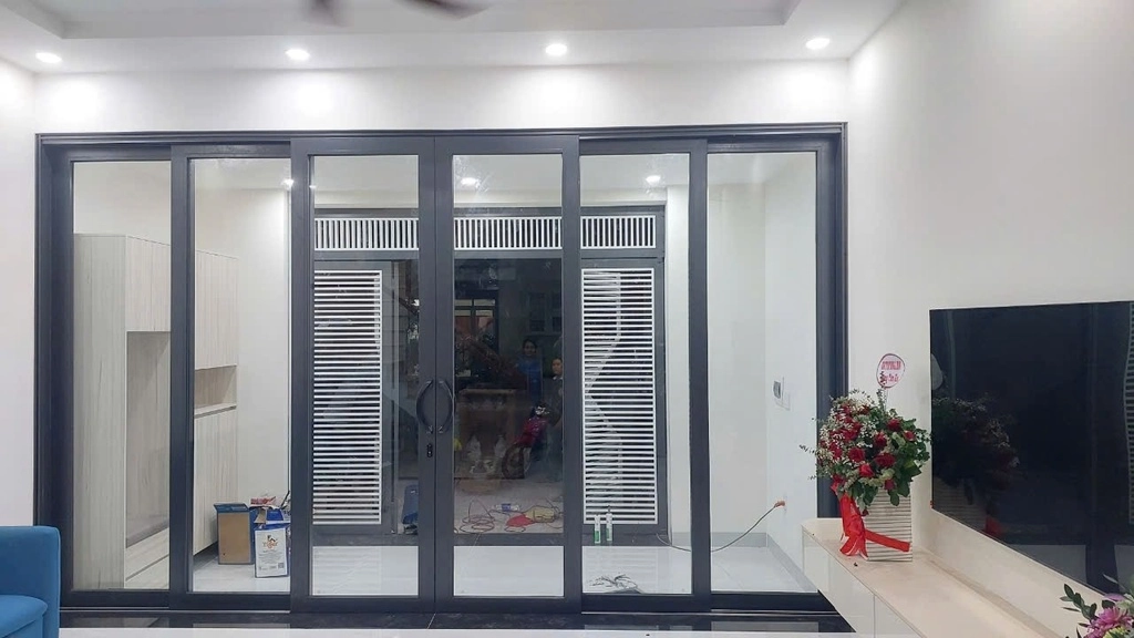 Mẫu cửa đi mở trượt 6 cánh