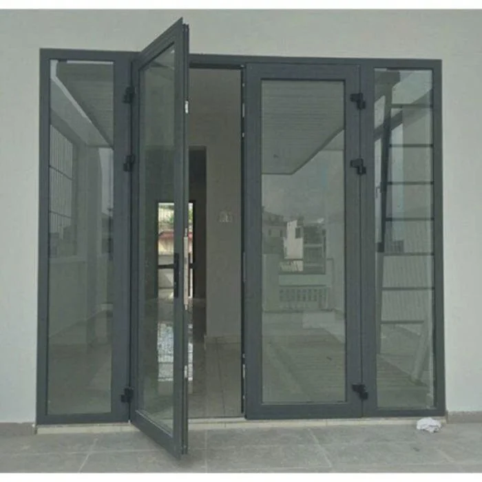 Cửa đi mở quay 2 cánh nhôm xingfa